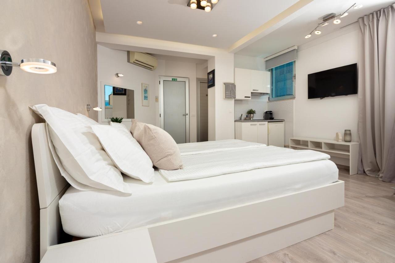 Apartments Lovret Flowers Сплит Екстериор снимка